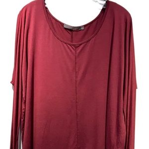 Feel the Piece Long Sleeve Tee in Bordeaux